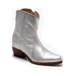 Free People New Frontier Western Bootie Silver Leather Women’s Size EU 37 & US 7